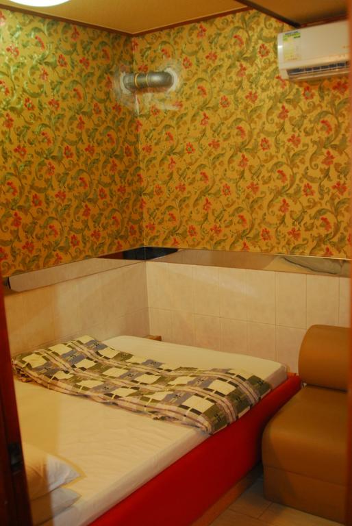 Royal Capital Hotel Kowloon  Bagian luar foto
